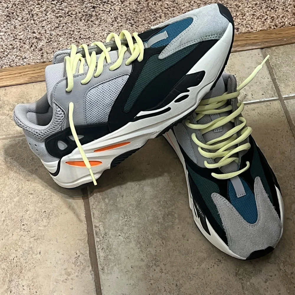 Yeezy 700 ,Size 11,No box worn multiple times.. - Picture 1 of 7